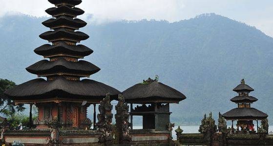 Ulun Danu Temple