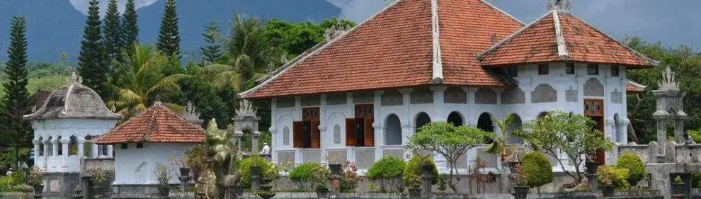 Puri Agung Karangasem